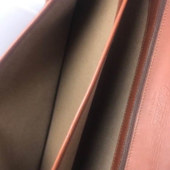 Gabbriele leather messenger bag